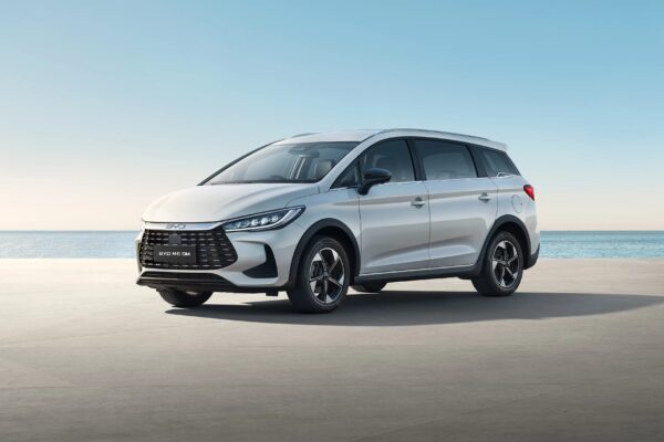 BYD M6 DM